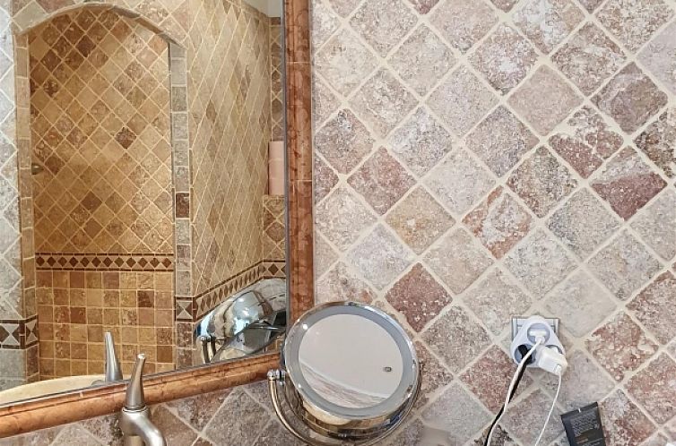 Vrijstaande woning in Salernes