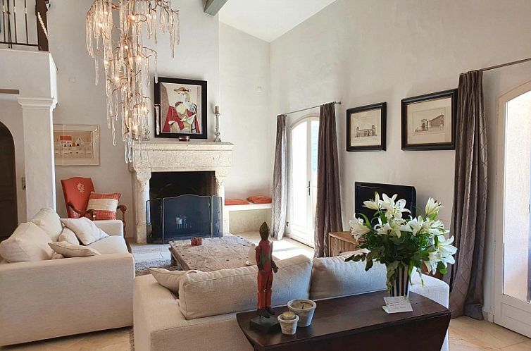 Vrijstaande woning in Salernes