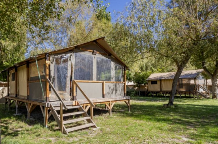 Comfort Lodge