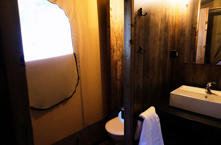 Premium Lodge