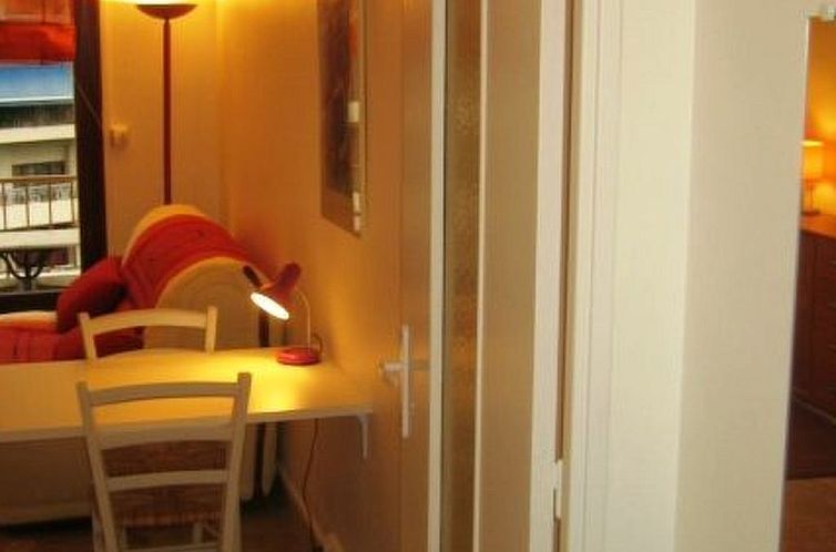 Appartement Studio "Observatoire" möbliert 20m2 mit Balkon 