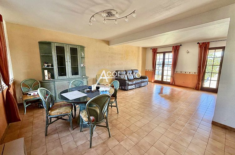 Vrijstaande woning in Cuers