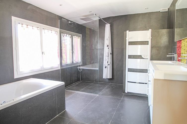 Vrijstaande woning in  Montauroux 