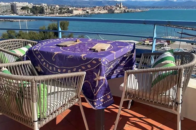 Luxe Appartement met zee uitzicht