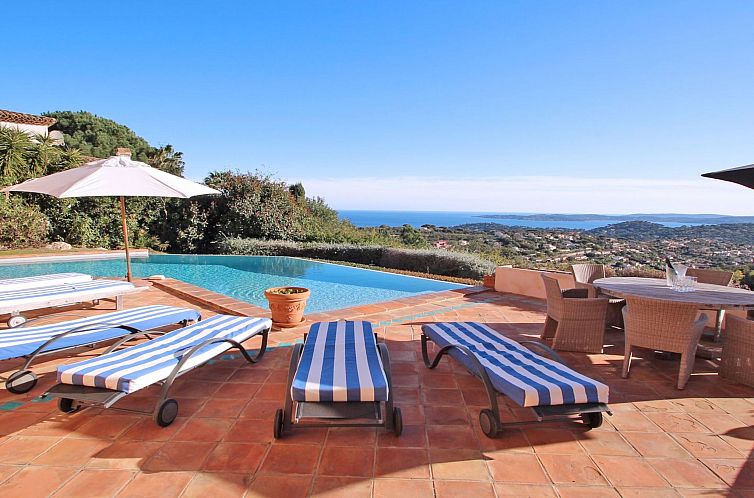 Vakantiehuis Villa Scenic 10 pers - Privates Schwimmbad - Me