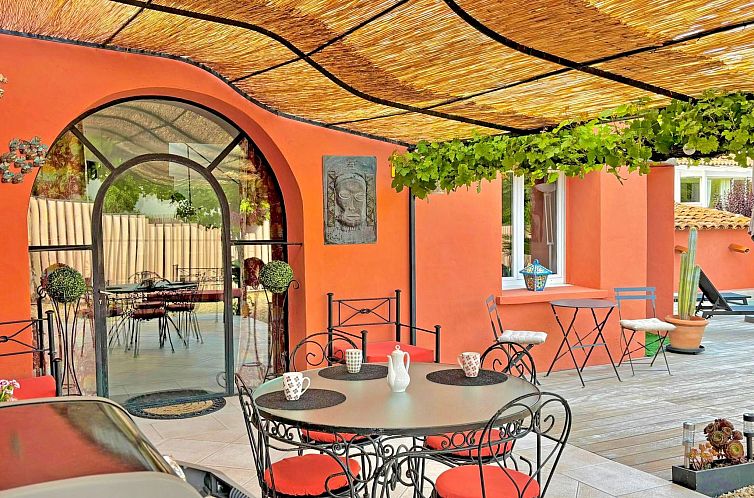 Vakantiehuis Haus 5 pers - Swimmingpool- Klimaanlage- WiFi