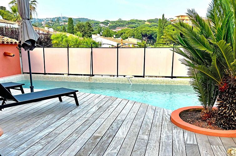 Vakantiehuis Haus 5 pers - Swimmingpool- Klimaanlage- WiFi
