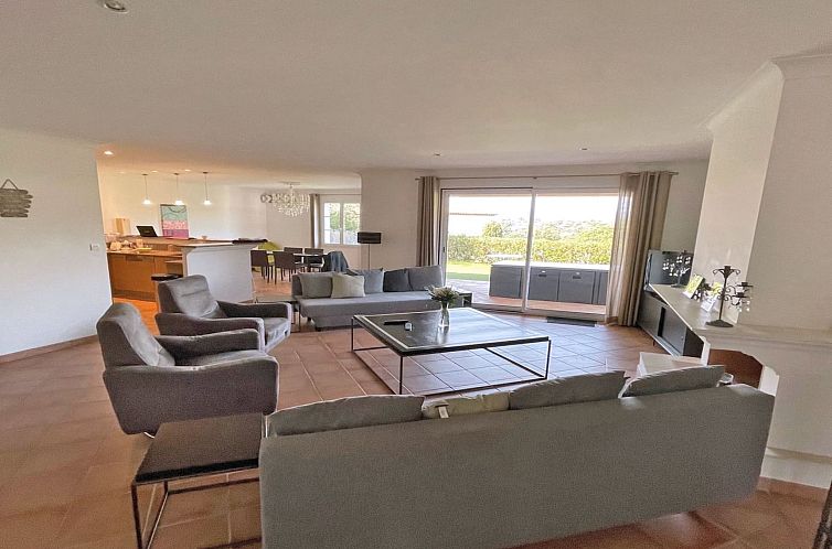 Vakantiehuis Villa Beauchene - Privates Schwimmbad - Klimaan