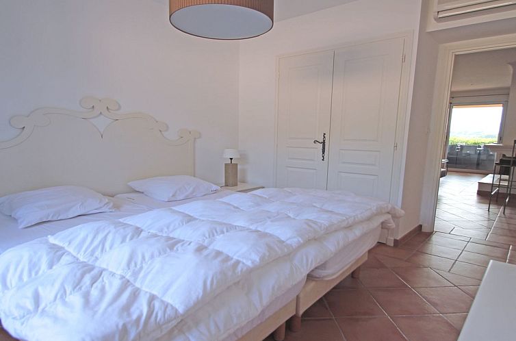 Vakantiehuis Villa Beauchene - Privates Schwimmbad - Klimaan
