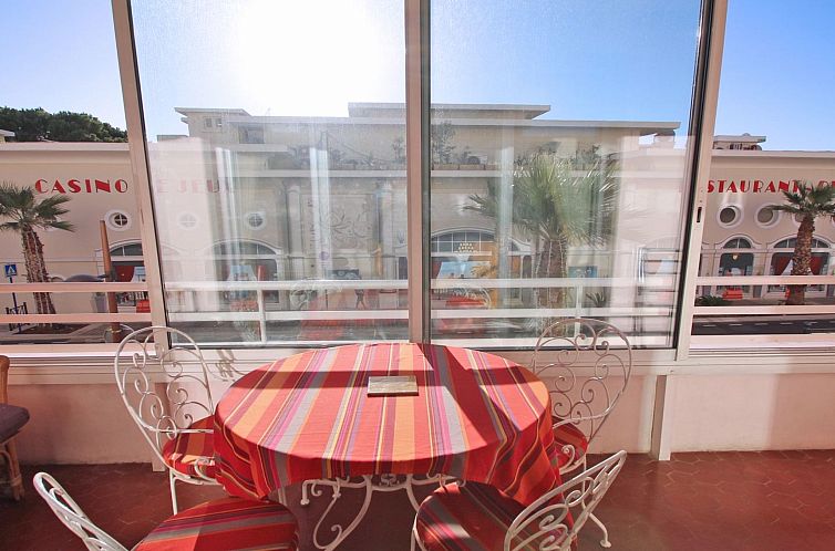 Unterkunft 04859981 - Appartement Provence / Cote d'Azur - Appartement Appt T4 face à la plage - Clim - Ste Maxime