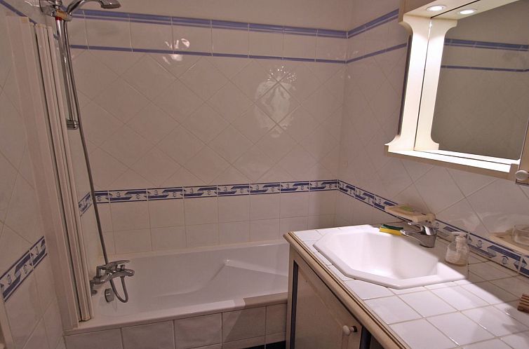 Appartement Appt 5 Personnes - Piscine Résidence - Clim