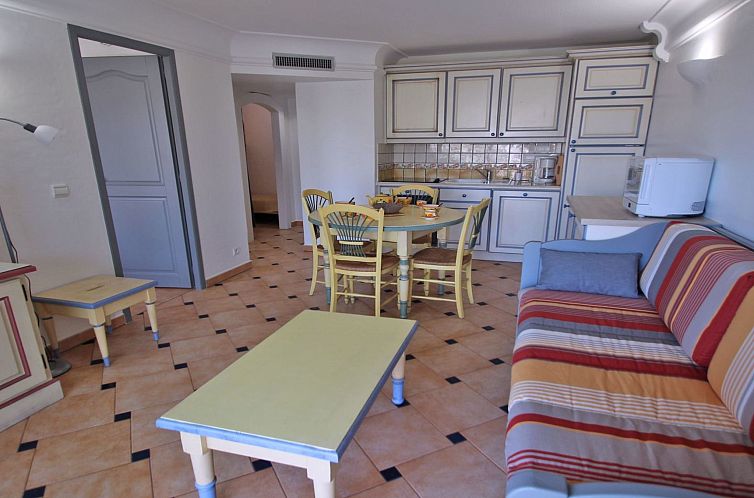 Appartement Appt T3 - 5 Pers - Climatisation - Piscine