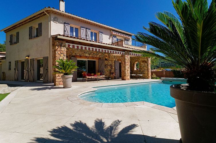 Vakantiehuis mit eigenem Pool