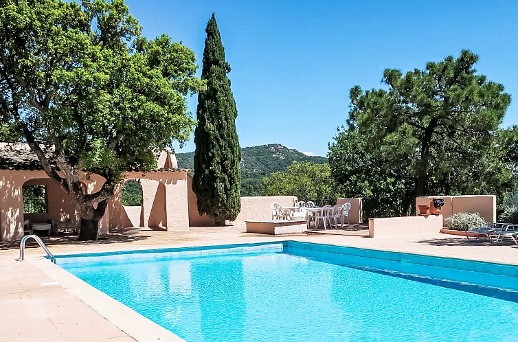 Appartement Village de Silhouette