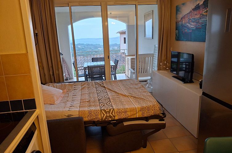 Appartement Urlaub in Grimaud 4 Personen Meerblick Klimatisi