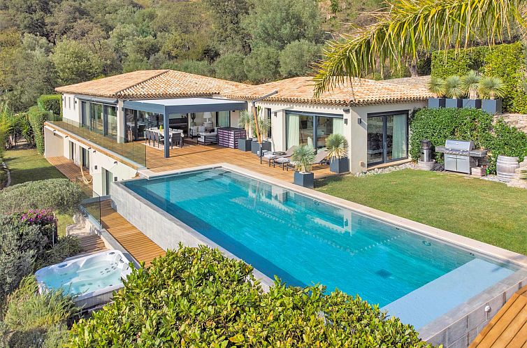 Vrijstaande woning in Grimaud