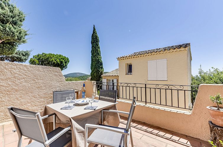 Guest house 0486631 - Apartment Provence / Cote d'Azur - Appartement Village de Silhouette