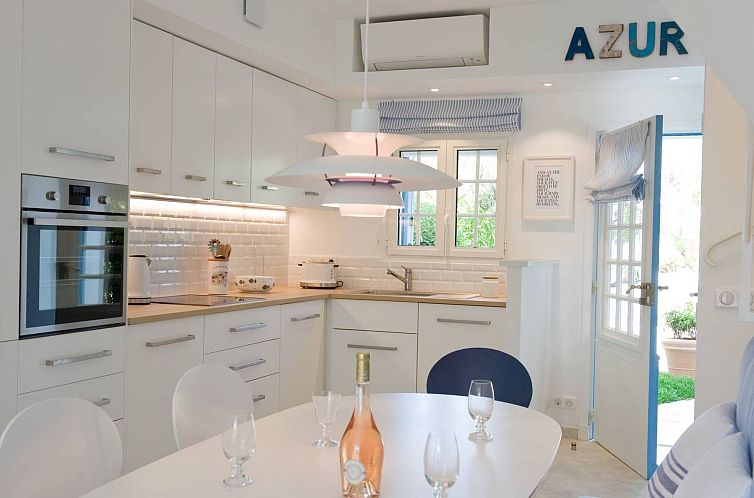 Vakantiehuis Gemütliches Ferienhaus in Grimaud mit Terrasse