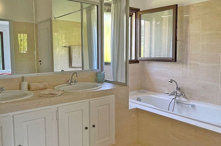 Vakantiehuis Feriendorf "Morigati