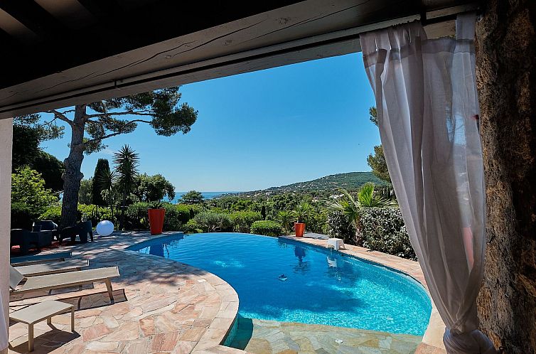 Unterkunft 0488135 - Ferienhaus Provence / Cote d'Azur - Vakantiehuis Herrliche Villa mit Meerblick, Pool, 400m vom M
