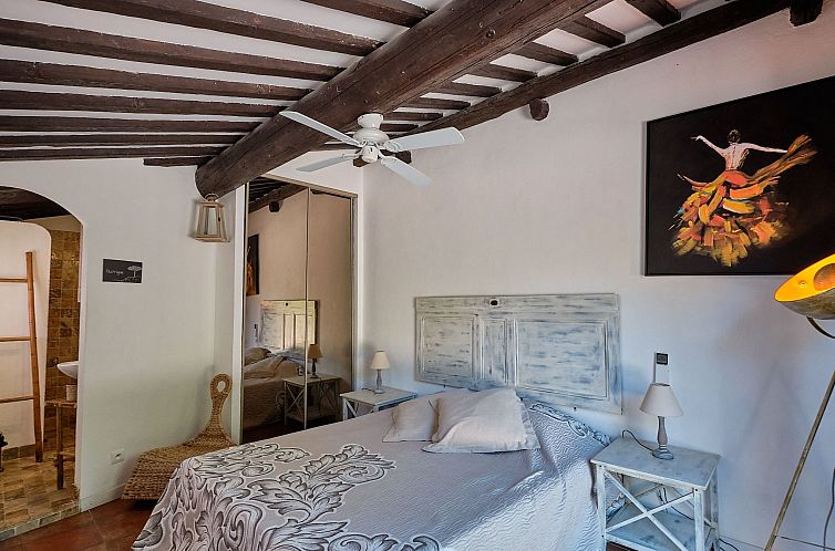 Vakantiehuis Herrliche Villa mit Meerblick, Pool, 400m vom M