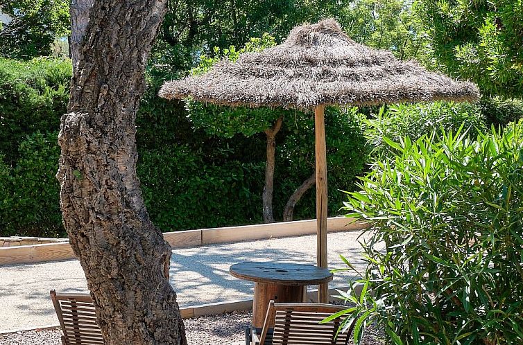 Vakantiehuis Herrliche Villa mit Meerblick, Pool, 400m vom M