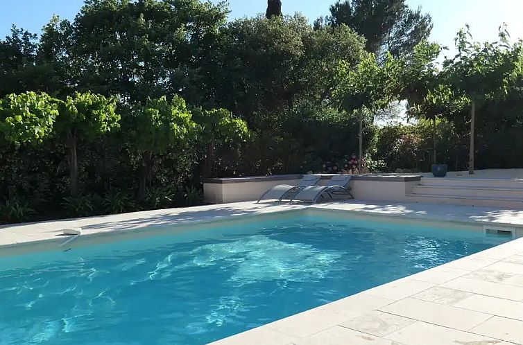 Villa Paranis
