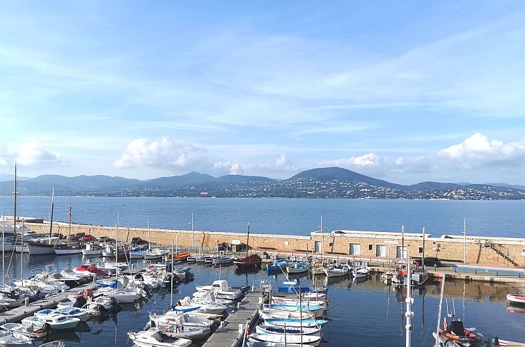 Appartement Wunderschöne Wohnung mit Balkon am Hafen