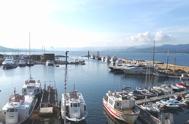 Appartement Wunderschöne Wohnung mit Balkon am Hafen