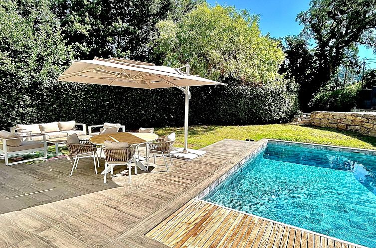 Vakantiehuis Ferienvilla "La Villa Blanche" (Die weiße Vill