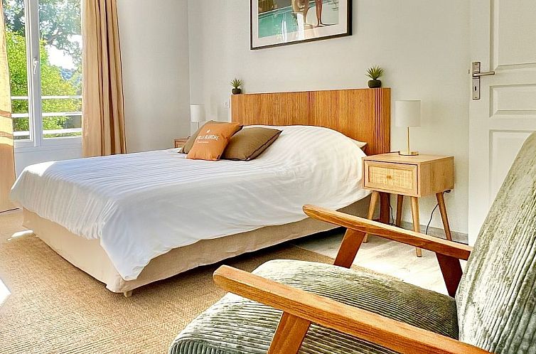 Vakantiehuis Ferienvilla "La Villa Blanche" (Die weiße Vill