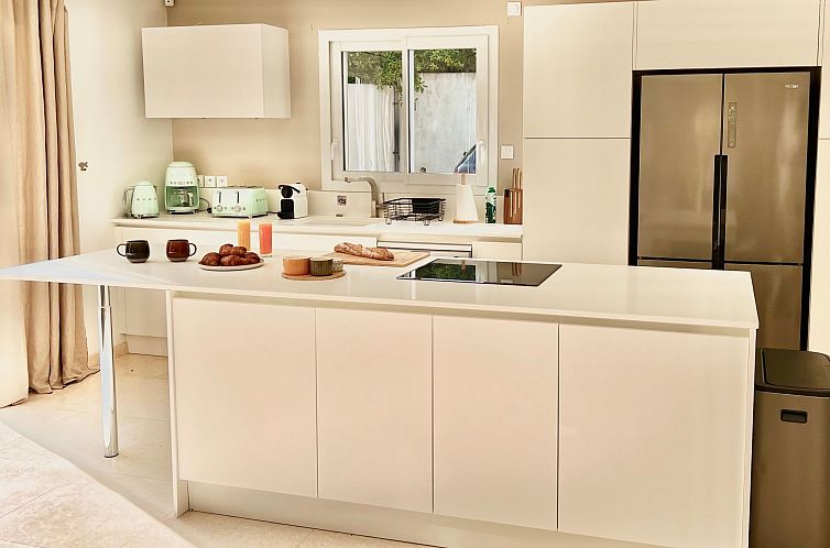 Vakantiehuis Ferienvilla "La Villa Blanche" (Die weiße Vill