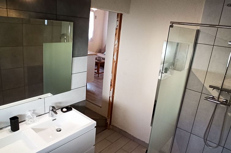 Appartement mit Terrasse