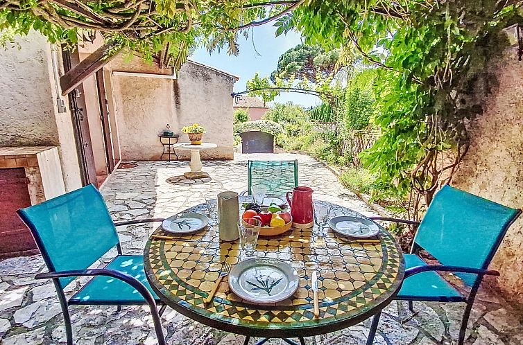 Vakantiehuis La Coustelline