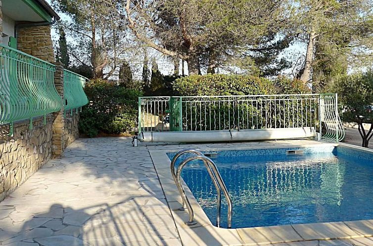 Vakantiehuis Villa und Pool mit Meerblick nur für Sie