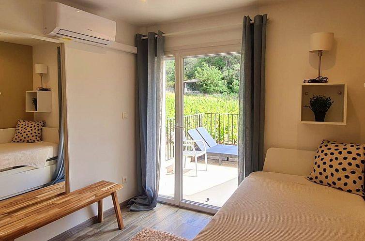 Vakantiehuis Gîte im Herzen der Weinberge, Terrasse mit ate