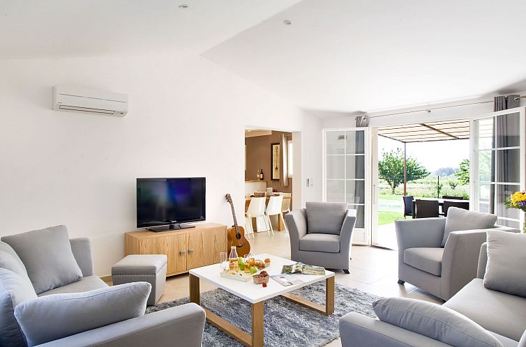 Vakantiehuis Le Clos Savornin V10ID