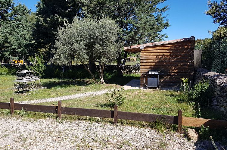 Vakantiehuis Studiowohnung mit Terrasse - Pool, Tennis, Boul