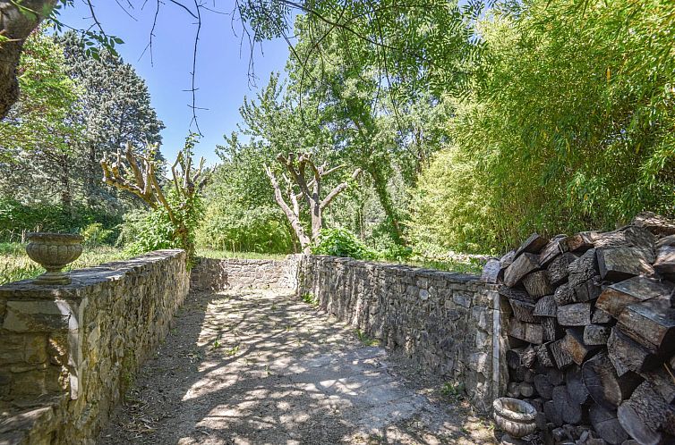 Vrijstaande woning in Entrecasteaux