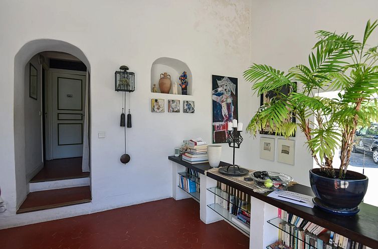 Vrijstaande woning in Entrecasteaux