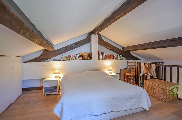 Vrijstaande woning in Entrecasteaux