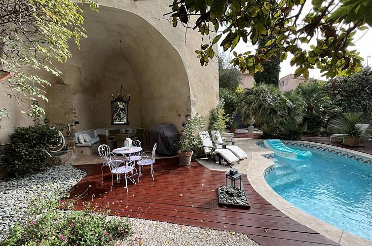 Vrijstaande woning in Camps-La-Source