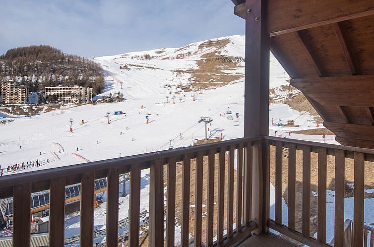 Guest house 04892520 - Apartment Provence / Cote d'Azur - Appartement T.Bergerie