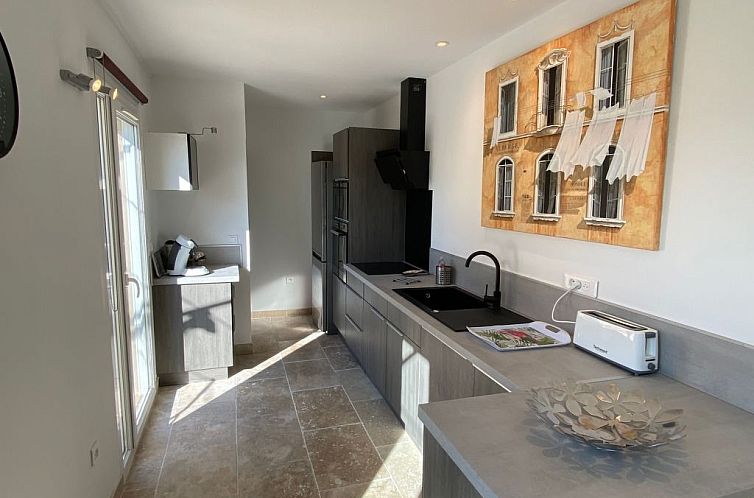 Vakantiehuis Villa Chemin du Lirac in Tavel