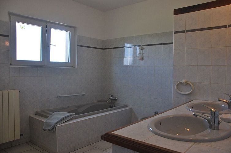 Vrijstaande woning in Montaigu-De-Quercy
