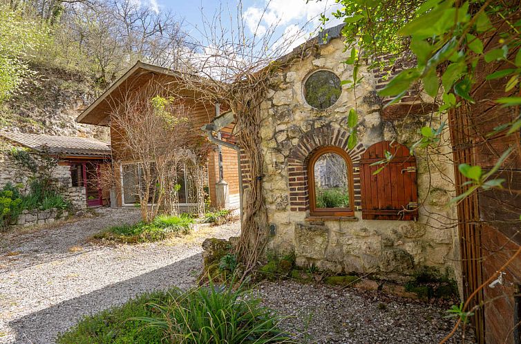 Vrijstaande woning in Montaigu-De-Quercy