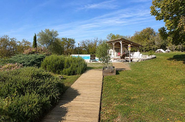 Vrijstaande woning in Montaigu-De-Quercy