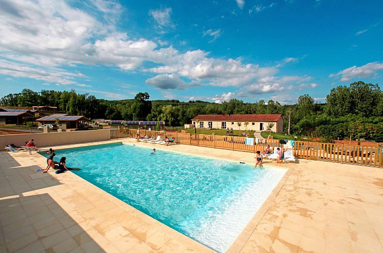 Guest house 04921606 - Holiday property Midi / pyrenees - Vakantiehuis Les Hameaux de Pomette-Chalet 6 pers.