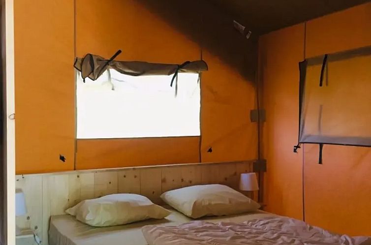 Safaritent met privébadkamer