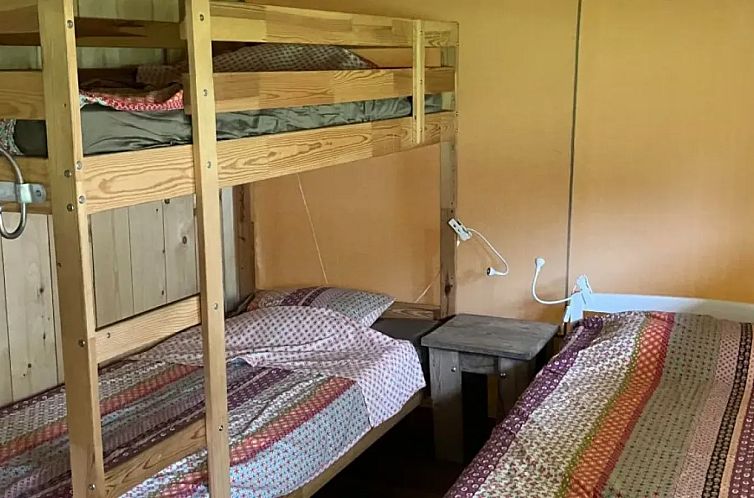 Safaritent met privébadkamer